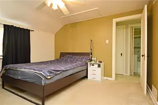 1056 Lindberg Ave, Pittsburgh, PA 15120 - Photo 14