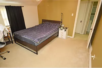 1056 Lindberg Ave, Pittsburgh, PA 15120 - Photo 16