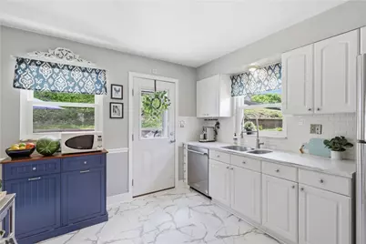 1705 President Dr, Pittsburgh, PA 15116 - Photo 18