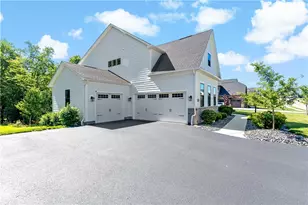 125 Abigail Dr, Adams Township, PA 16046 - Photo 42