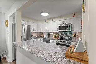 109 Roscommon Pl, Peters Township, PA 15317 - Photo 10