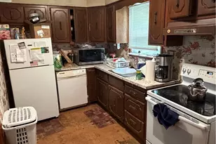 9428 Glendale Rd, Pittsburgh, PA 15235 - Photo 6