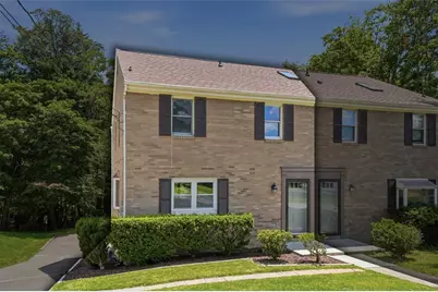 9732 Bellcrest Rd, Pittsburgh, PA 15237 - Photo 2