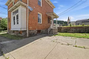 400 Spring St, Brownsville, PA 15417 - Photo 32