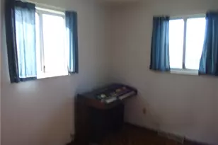 717 Monroe Ave, Brownsville, PA 15417 - Photo 10