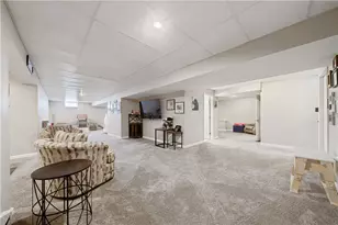 518 Southfield Dr, Hempfield Township, PA 15601 - Photo 30