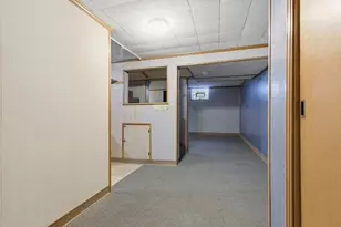 5701 Library Rd, Bethel Park, PA 15102 - Photo 36