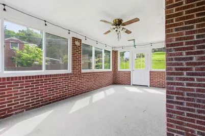 5701 Library Rd, Bethel Park, PA 15102 - Photo 18