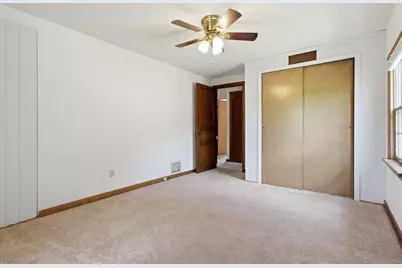 5701 Library Rd, Bethel Park, PA 15102 - Photo 30