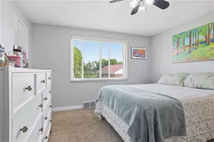 706 Winstein St, Collier Township, PA 15017 - Photo 10