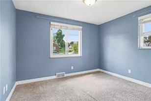 706 Winstein St, Collier Township, PA 15017 - Photo 12