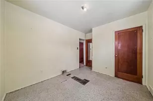 318 Dunbar Dr, Wilkins Township, PA 15235 - Photo 16