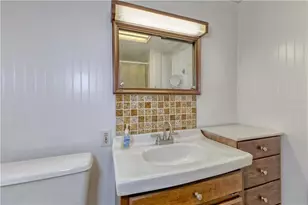 28 Tulip St, Adamsburg, PA 15611 - Photo 8