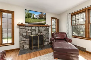 424 N Center St, Grove City Boro, PA 16127 - Photo 10