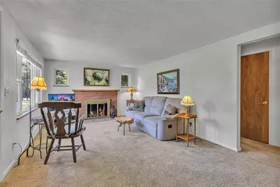 115 Shafer Rd, Moon/Crescent Twp, PA 15108 - Photo 2
