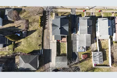 910 Temple Ave, New Castle, PA 16101 - Photo 6