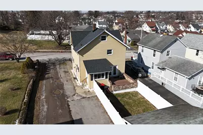 910 Temple Ave, New Castle, PA 16101 - Photo 4