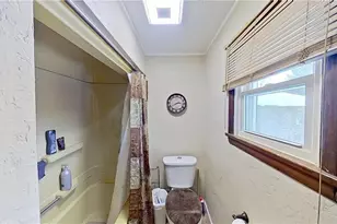 910 Temple Ave, New Castle, PA 16101 - Photo 24