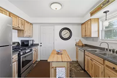 1110 Graham St, Rostraver, PA 15012 - Photo 10