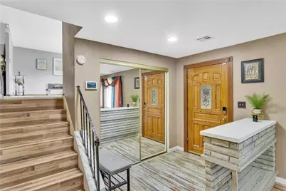 321 Saint Moritz Dr, Monroeville, PA 15146 - Photo 18