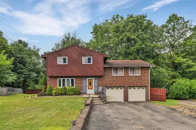 321 Saint Moritz Dr, Monroeville, PA 15146 - Photo 2