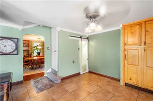 5551 Claytona Dr, Bethel Park, PA 15102 - Photo 4