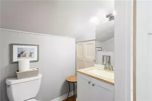 5551 Claytona Dr, Bethel Park, PA 15102 - Photo 18