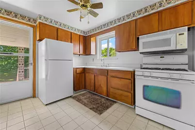 20 McCarrell Rd, Mt Pleasant Twp, PA 15340 - Photo 16