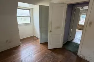 321 Lawnwood Ave, Pittsburgh, PA 15227 - Photo 12