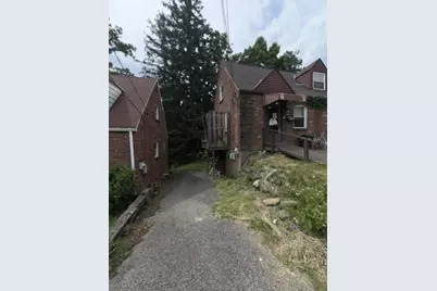 321 Lawnwood Avenue, Pittsburgh, PA 15227 - Photo 2