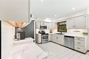 143 W Cruikshank Rd, Middlesex Township, PA 16002 - Photo 10