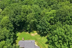143 W Cruikshank Rd, Middlesex Township, PA 16002 - Photo 6