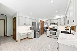 143 W Cruikshank Rd, Middlesex Township, PA 16002 - Photo 6