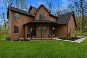 143 W Cruikshank Rd, Middlesex Township, PA 16002 - Photo 1