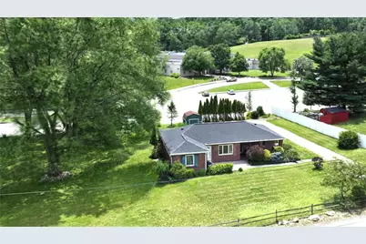 111 Cabin Ln, Pittsburgh, PA 15238 - Photo 2