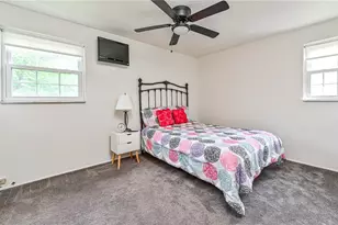 101 Upper Dr, Ross Twp, PA 15214 - Photo 14