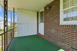 526 Lincoln Ave, Springdale Boro, PA 15144 - Photo 32