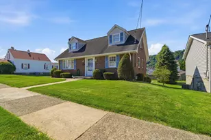 526 Lincoln Ave, Springdale Boro, PA 15144 - Photo 2