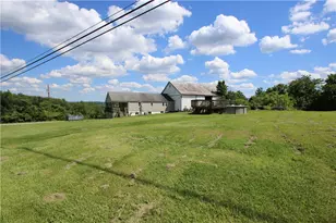 2460 Manown Rd, Forward Township, PA 15063 - Photo 34