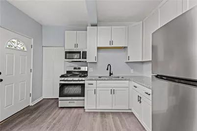 904 Hilltop, Munhall, PA 15120 - Photo 6