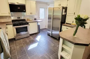 2218 Laketon Rd, Pittsburgh, PA 15221 - Photo 12