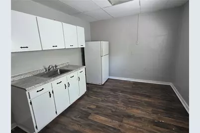 726 E 9th Ave, Munhall, PA 15120 - Photo 4