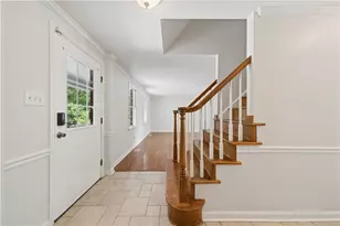 1800 Taper Dr, Pittsburgh, PA 15241 - Photo 2