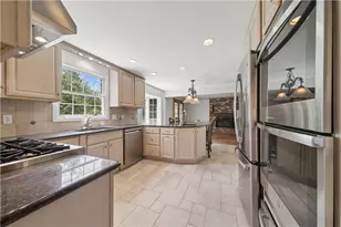 1800 Taper Dr, Pittsburgh, PA 15241 - Photo 16