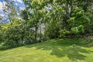 2 Ferry St, Vandergrift, PA 15629 - Photo 4