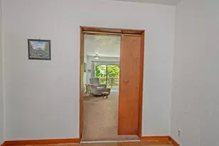 2 Ferry St, Vandergrift, PA 15629 - Photo 32