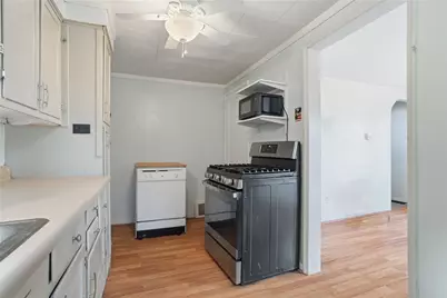 5163 Baptist Rd, Pittsburgh, PA 15236 - Photo 10