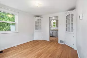 5163 Baptist Rd, Pittsburgh, PA 15236 - Photo 14