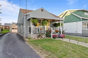 925 Warren Ave, New Castle, PA 16101 - Photo 2