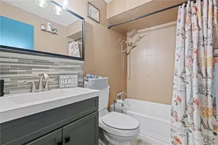 925 Warren Ave, New Castle, PA 16101 - Photo 12